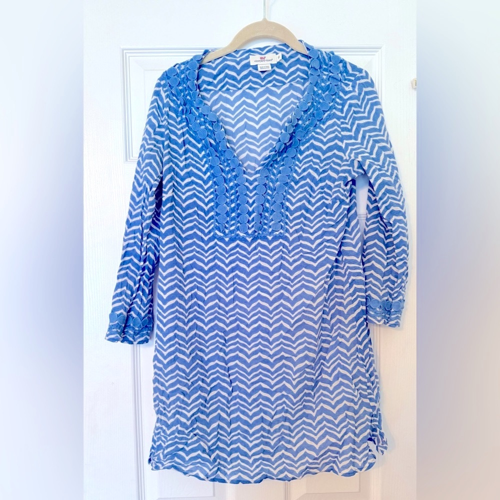Vineyard Vines Women’s Whale Tail Chevron Beach cover dress. Size XS